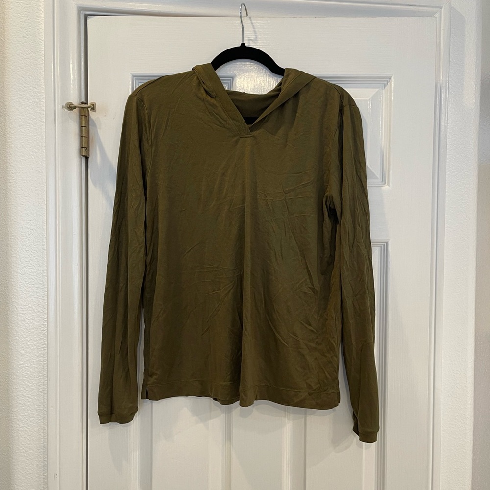 Theory tshirt hoodie